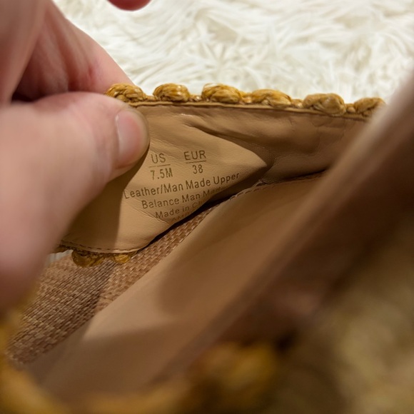 Sam Edelman Amber Espadrille Platform Ankle Strap
Sandal- Size 7.5 - Picture 8 of 9